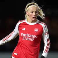 Chloe Kelly volta à boa forma no Arsenal