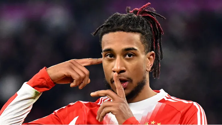 Bayern de Munique não descarta vender Olise para o Real Madrid. Foto: Sebastian Widmann/Getty Images