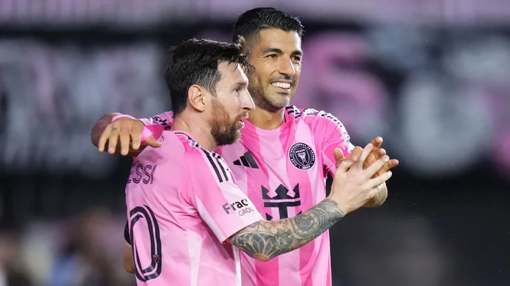 Messi e Suárez comemorando pelo Inter Miami