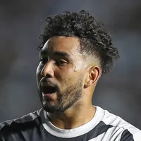 Dimitri Payet anuncia aposentadoria aos 38 anos