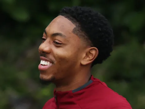 Myles Lewis-Skelly entra na lista do Manchester United