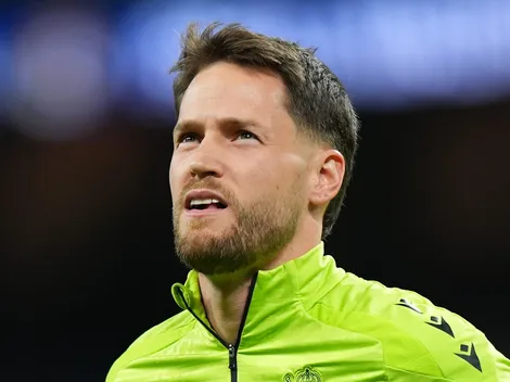 Álex Remiro aceita ser reserva no Barcelona