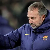 Flick indica preocupação com pendurados do Barcelona contra o Atleti