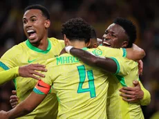 Ancelotti terá defesa alternativa contra a França