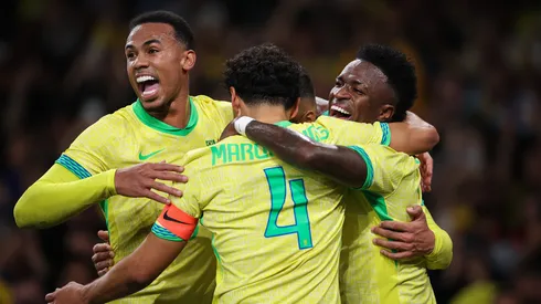 Gabriel Magalhães comemora pela Seleção Brasileira. (Foto: Ryan Pierse/Getty Images)