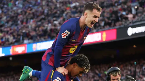 Marc Casadó recebe oferta da Arábia e reavaliará futuro no Barcelona. (Photo by Judit Cartiel/Getty Images)