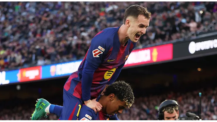 Marc Casadó recebe oferta da Arábia e reavaliará futuro no Barcelona. (Photo by Judit Cartiel/Getty Images)