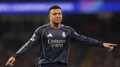 O atacante Mbappé em jogo do Real Madrid (Carl Recine/Getty Images)