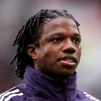 Tyrell Malacia entra na mira do Napoli