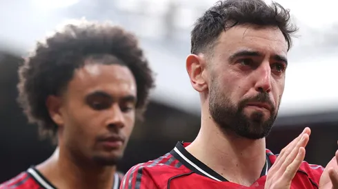 Joshua Zirkzee e Bruno Fernandes. (Photo by Alex Livesey/Getty Images)