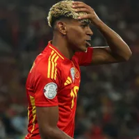 Joan Garcia treina com a Espanha e Yamal faz trabalho à parte