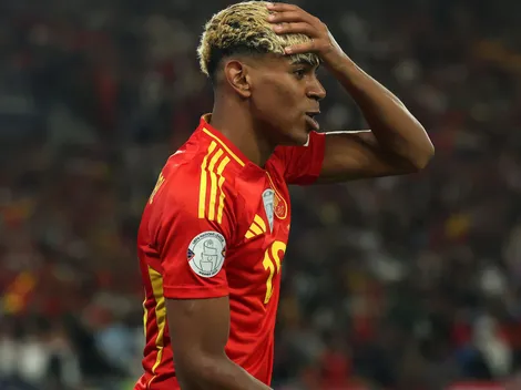 Joan Garcia treina com a Espanha e Yamal faz trabalho à parte