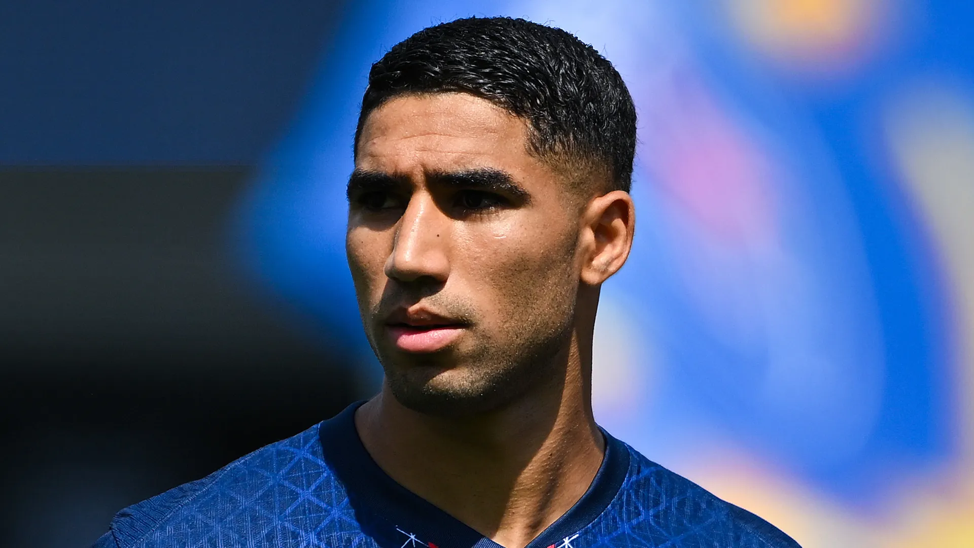 Achraf Hakimi em jogo do PSG