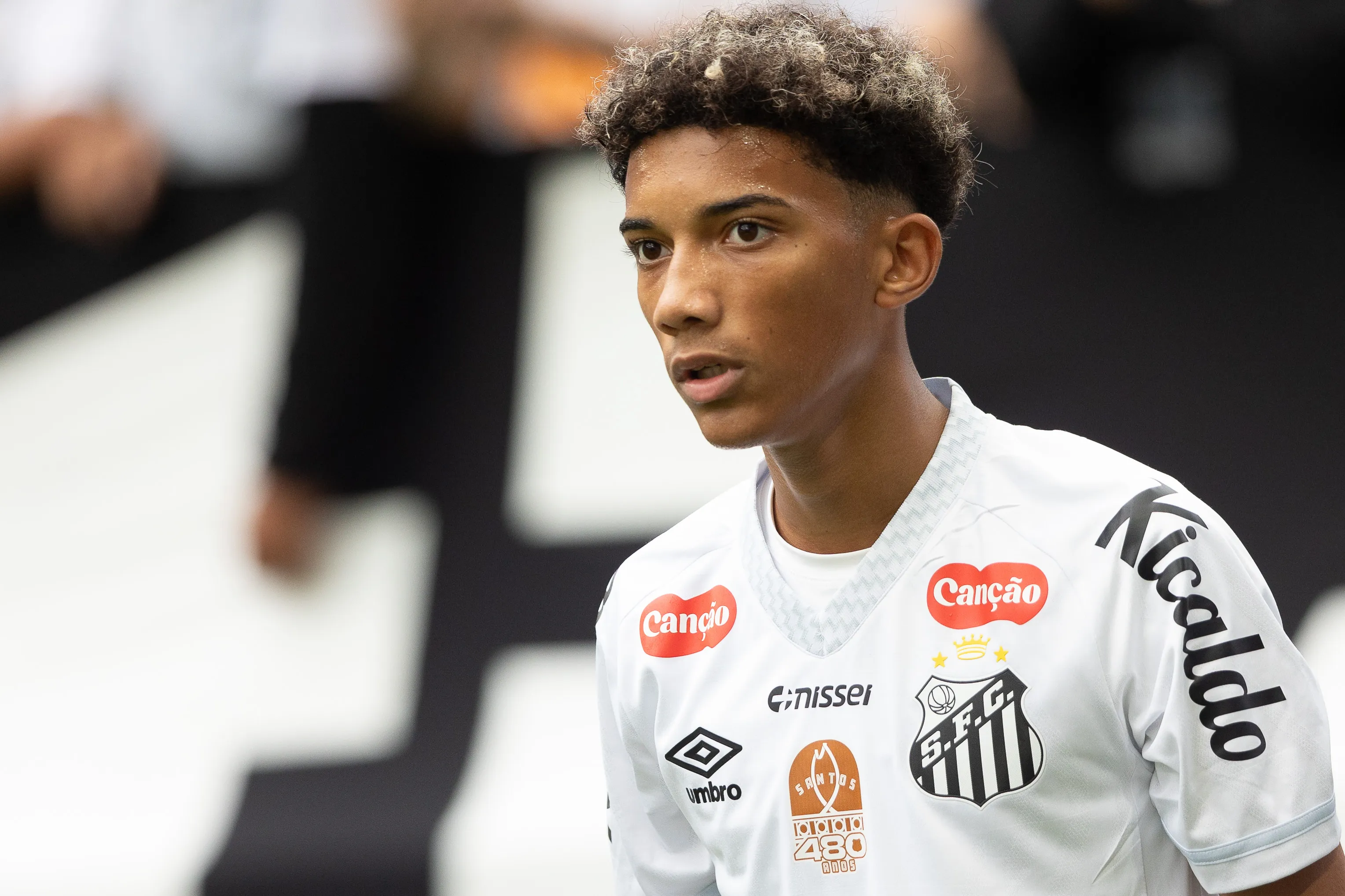 Robinho Júnior tem futuro indefinido. Foto: Joisel Amaral/AGIF