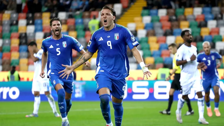 Retegui comemora gol pela Itália: seleção ficou na segunda posição do Grupo I.