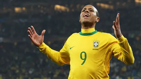 Luis Fabiano foi o 9 do Brasil, na Copa do Mundo 2010