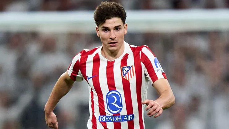 Julián Álvarez em campo pelo Atlético de Madrid. Foto: Angel Martinez/Getty Images