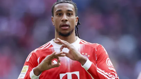 Olise admira interesse do Liverpool, mas quer defender gigante espanhol no futuro. Foto: IMAGO / DeFodi Images