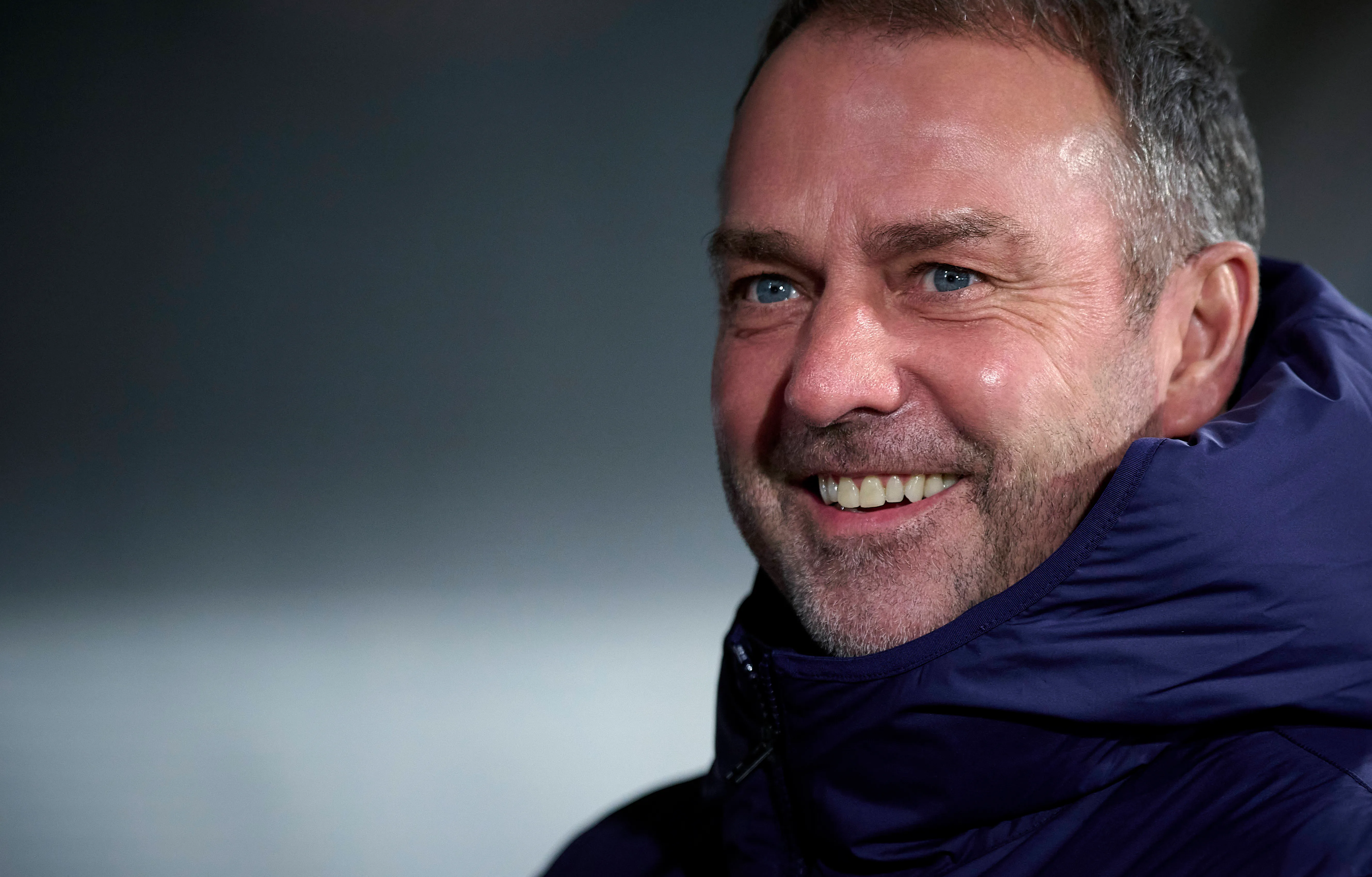 Hansi Flick foi elogiado por seu trabalho no Barcelona. Foto: IMAGO /&nbsp;Xinhua