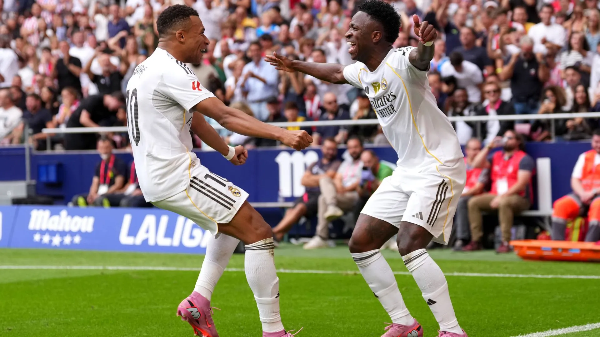 Mbappé e Vini Jr serão rivais em Brasil x França (foto: Angel Martínez/Getty Images)