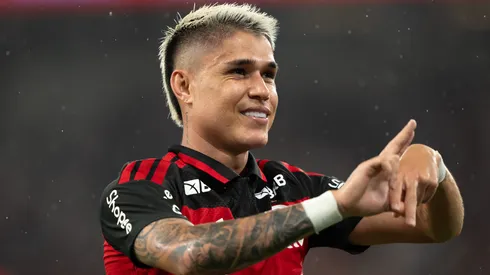 Luiz Araújo em campo com as cores do Flamengo. Foto: Jorge Rodrigues/AGIF