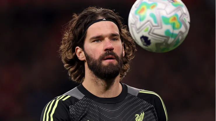 Liverpool não descarta venda de Alisson, alvo de Juve e Inter. Foto: Carl Recine/Getty Images