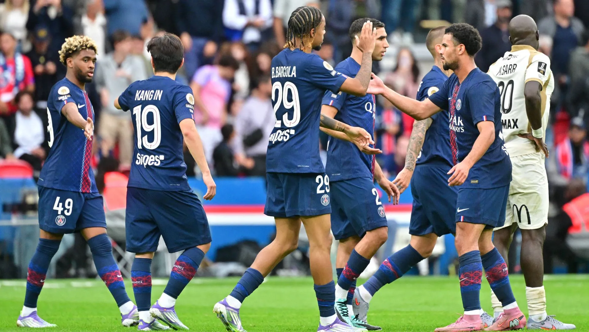 PSG e Lens pela Ligue 1 em setembro de 2025. Foto: IMAGO/&nbsp;Melhor imagem