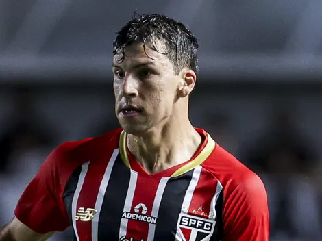 Anderlecht avança por Tapia no São Paulo