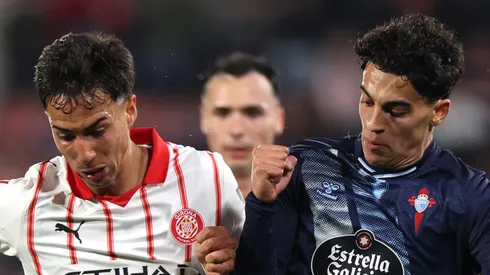 Zagueiro Vitor Reis reforça Brasil contra a Croácia após corte por lesão. (Foto de Judit Cartiel/Getty Images)