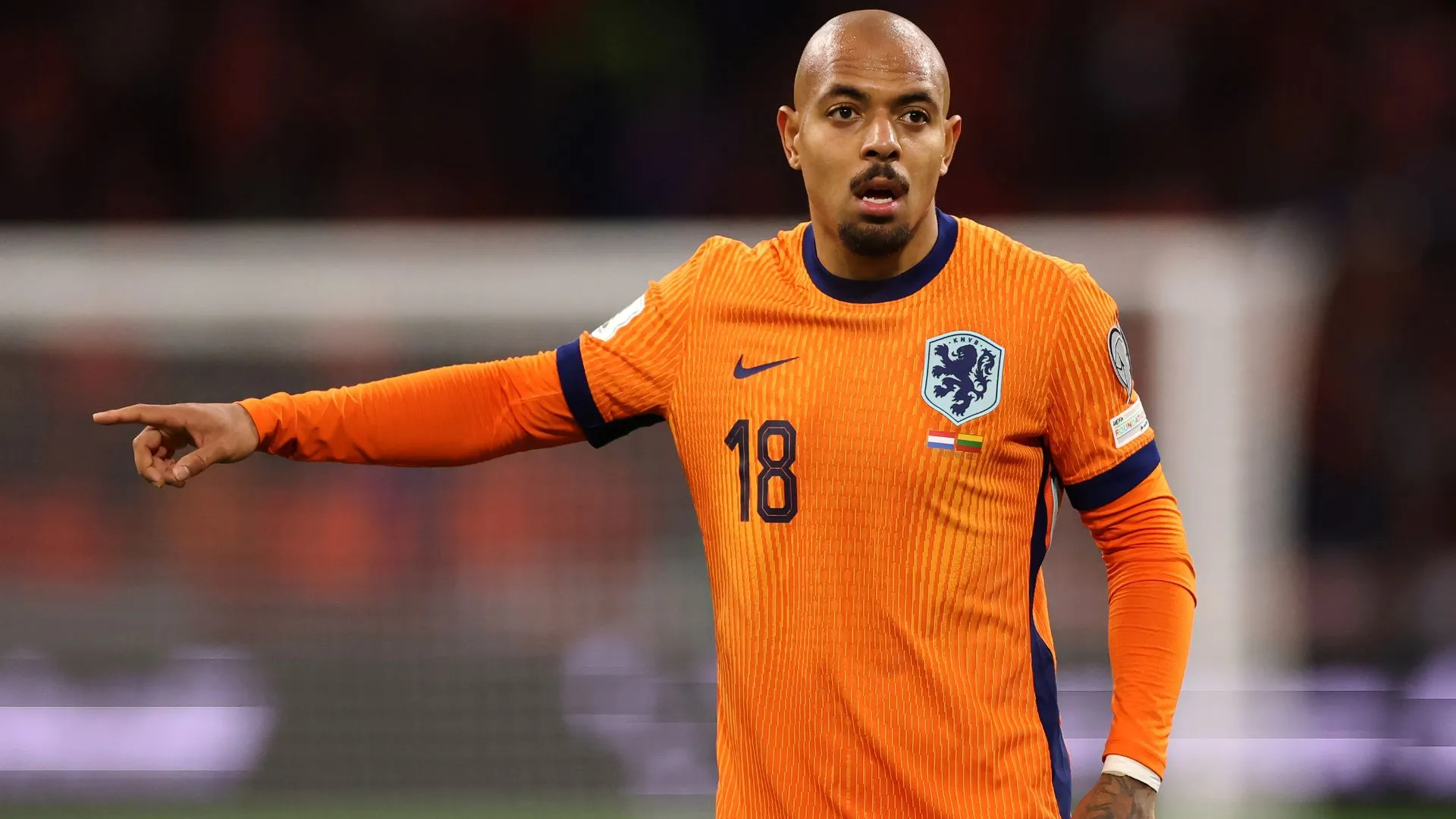 Malen está cotado para iniciar Holanda x Noruega (foto: Dean Mouhtaropoulos/Getty Images)