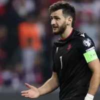 Liverpool é aconselhado a desistir de Kvaratskhelia