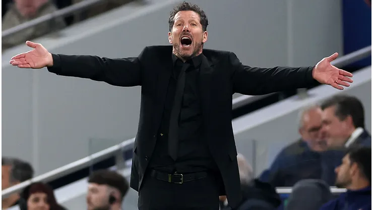 Simeone tem permanência garantida. Foto: Justin Setterfield/Getty Images