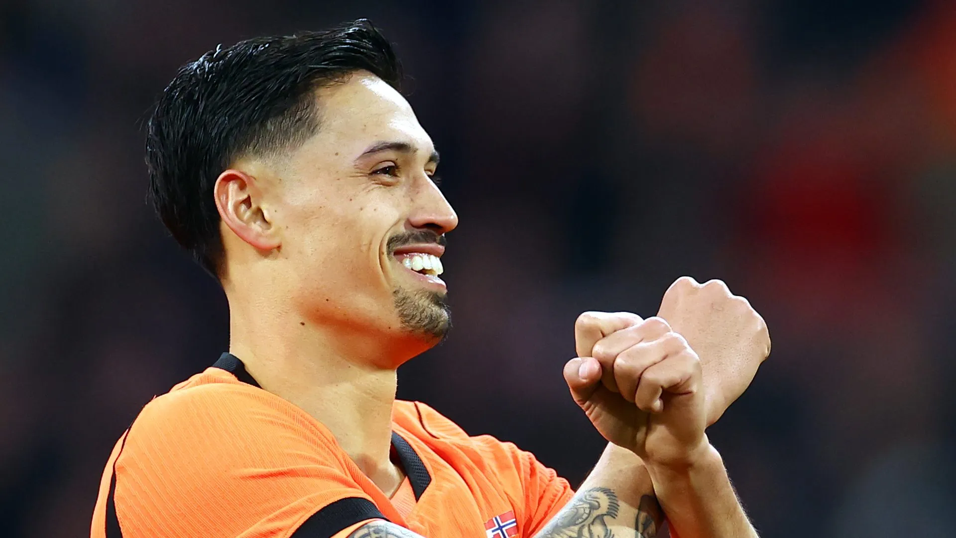 Holanda derrota Noruega por dois a um na Johan Cruijff Arena. (Foto de Dean Mouhtaropoulos/Getty Images)