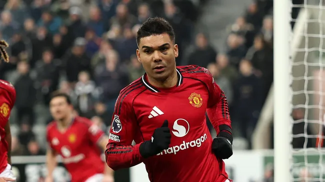 Casemiro em campo pelo Manchester United