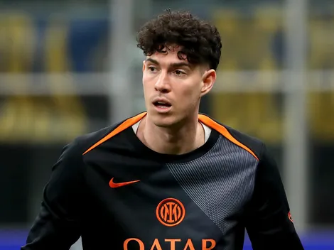 Barça negocia com Bastoni, mas aguarda para conversar com a Inter