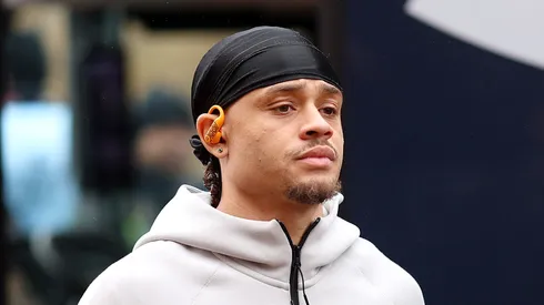 Barcelona descarta retorno de Xavi Simons por impacto negativo na base. (Photo by Harry Murphy/Getty Images)