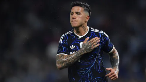 Meia argentino Enzo Fernández faz revelação sobre Madrid e agita mercado da bola. (Foto por Marcelo Endelli/Getty Images)