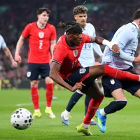 Lesionado com o Uruguai, Piquerez fará cirurgia no tornozelo