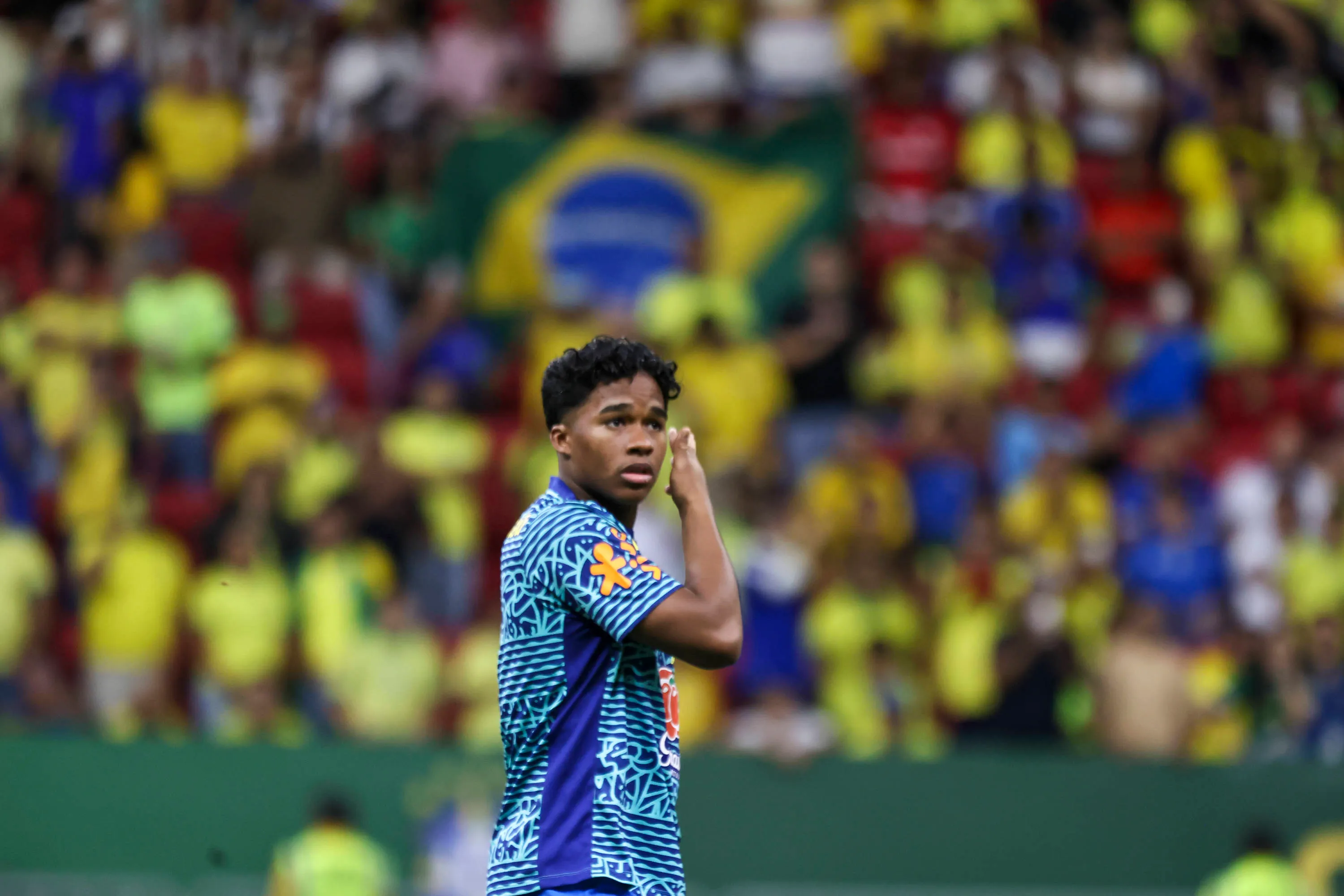 Ancelotti deixou de lado o assunto Neymar, elogiu posicionamento de Endrick em campo e disse que o atacante e outros jovens são o futuro da Seleção. Foto: IMAGO /&nbsp;NurPhoto