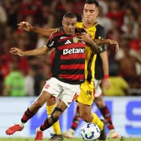Bielsa lamenta poucos jogos de De La Cruz no Flamengo