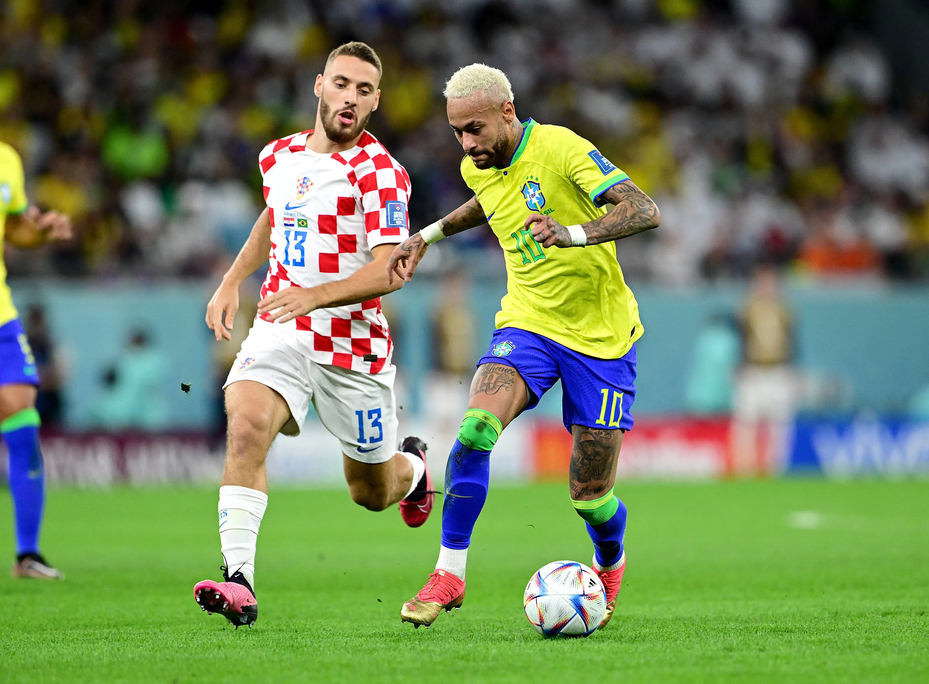 Copa do Mundo 2022 quartas de final Croácia x Brasil – 09/12/2022 – Neymar (Brasil) vs Nikola Vlasic (Croácia). Foto: IMAGO / Ulmer/Teamfoto