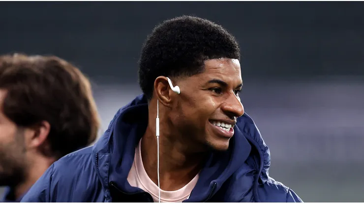 Manchester United projeta receber R$ 685 milhões com 5 vendas. (Photo by George Wood/Getty Images)