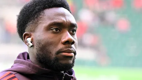 Manchester United terá que apresentar proposta irrecusável ao Bayern de Munique para anunciar Alphonso Davies. (Foto: Stuart Franklin/Getty Images)