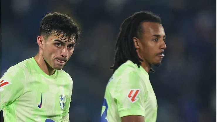 Barcelona recebe ligação do Manchester City e sinaliza positivo para vender Jules Koundé. (Foto: Angel Martinez/Getty Images)