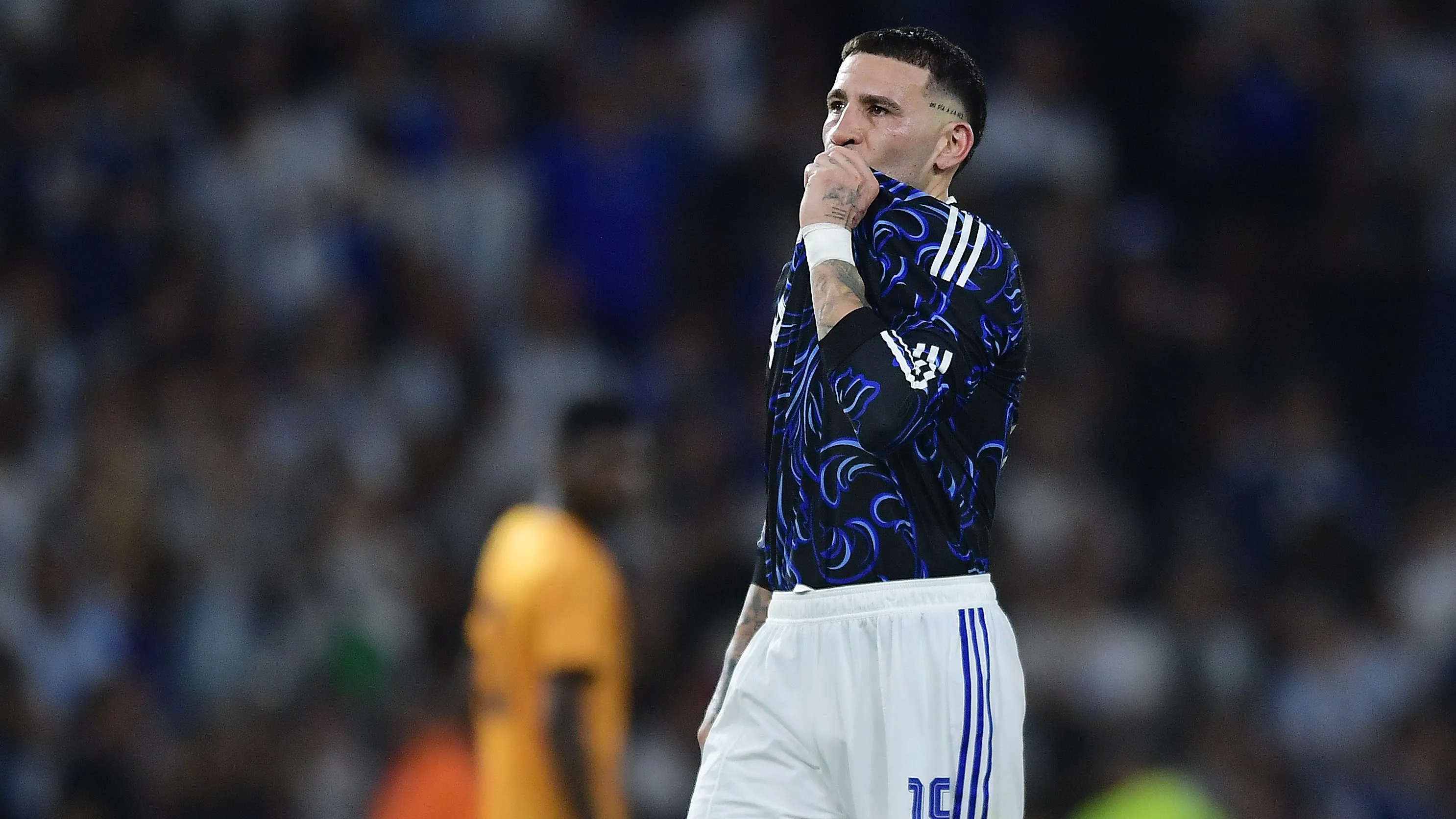 Otamendi comemorando gol pela Argentina. Foto: Marcelo Endelli/Getty Images