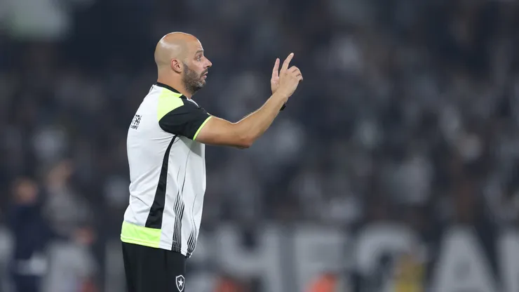 Franclim Carvalho, ex-auxiliar de Artur Jorge. (Foto: Lucas Figueiredo/Getty Images)