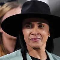 Marta analisa Vini Jr como camisa 10 do Brasil