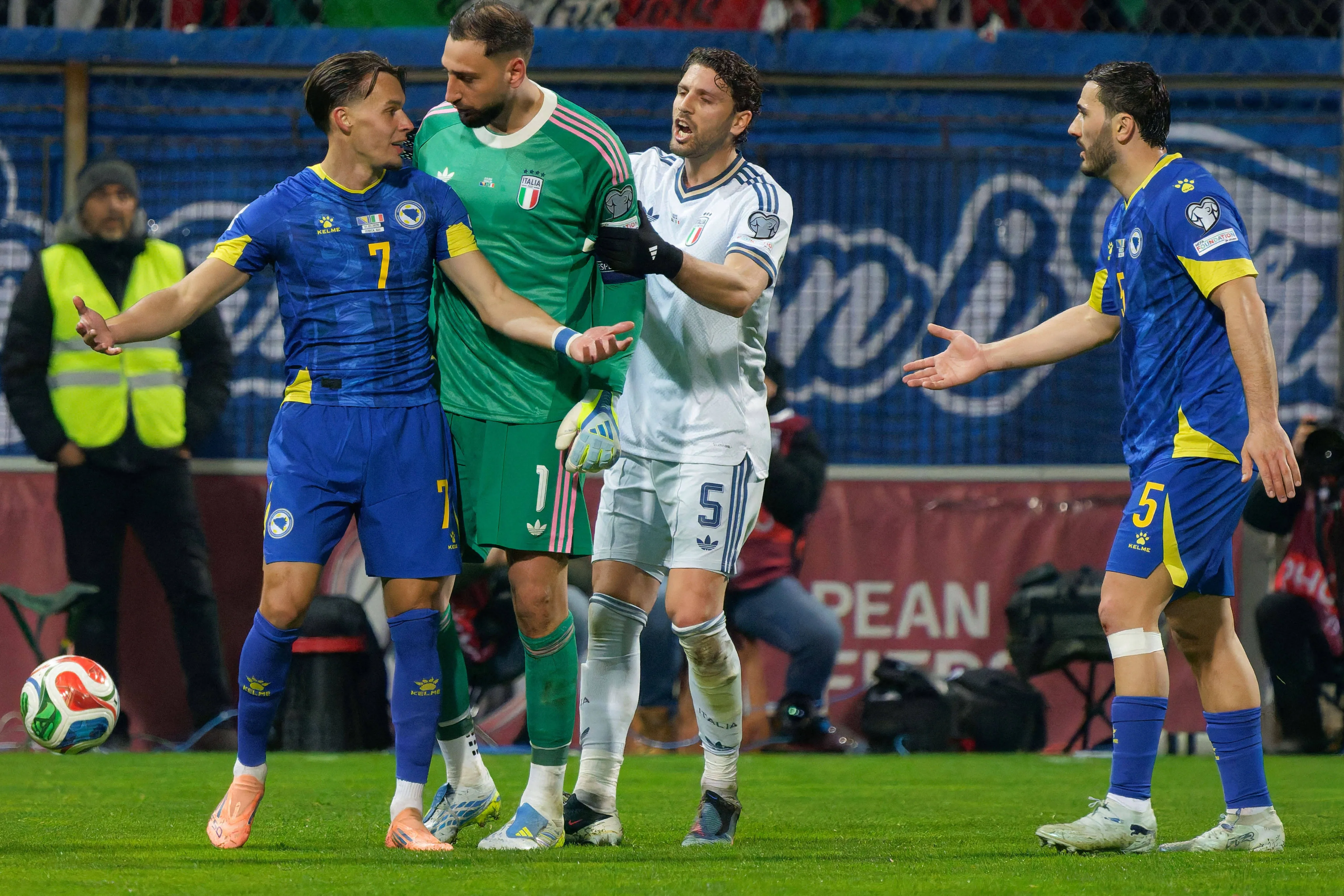 Donnarumma foi duramente criticado após atitudes contra a Bósnia. Foto: