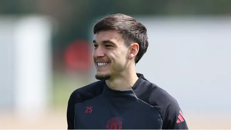 Manchester United pode negociar Manuel Ugarte com Napoli e Juventus. (Photo by Matt McNulty/Getty Images)