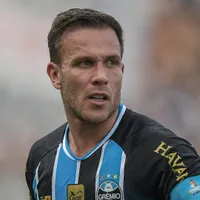 Al-Nassr decide comprar Arthur Melo e dificulta vida do Grêmio